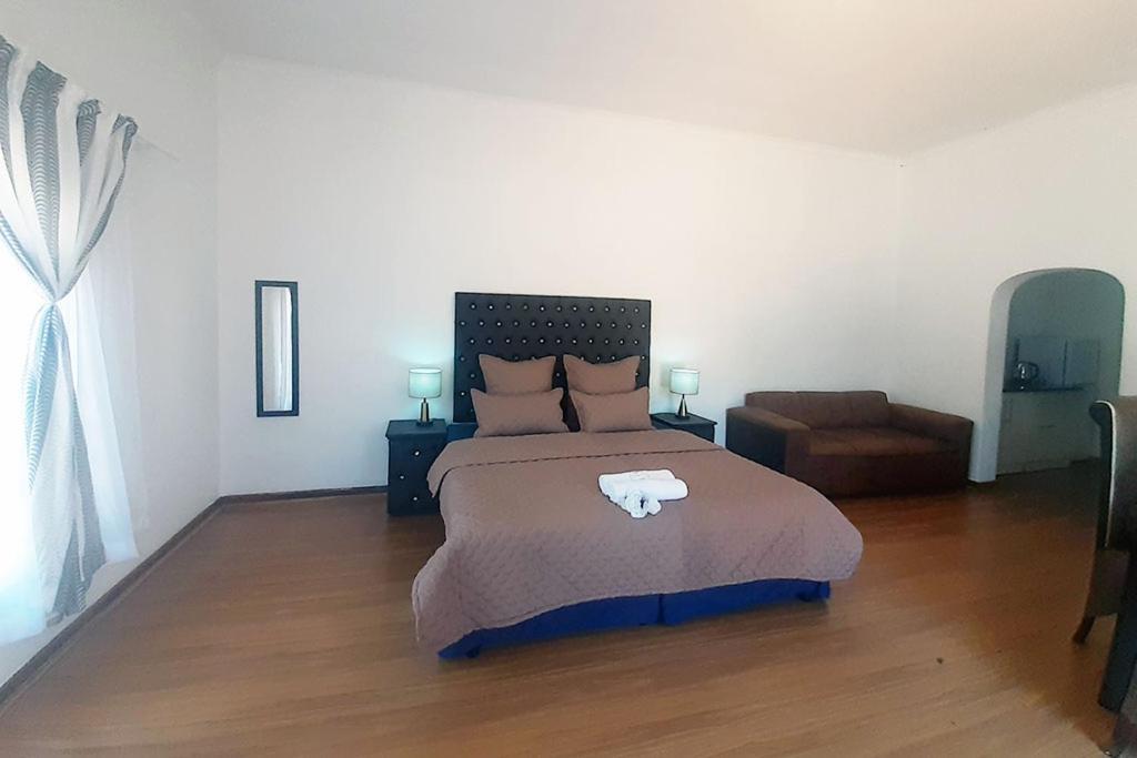 Queens Palace Pretoria-Noord 客房 照片