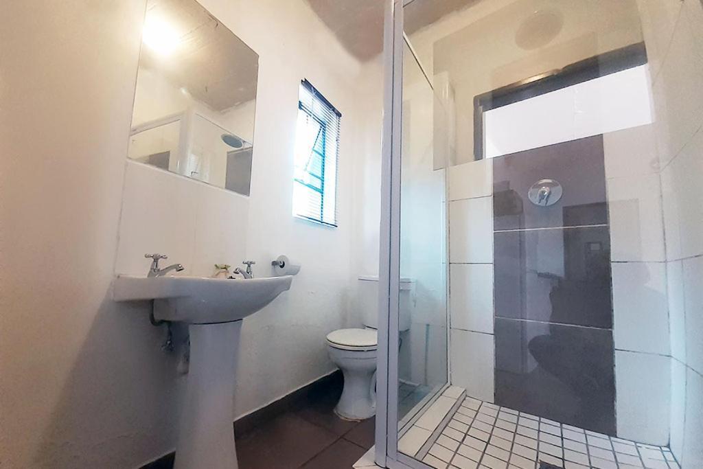 Queens Palace Pretoria-Noord 客房 照片