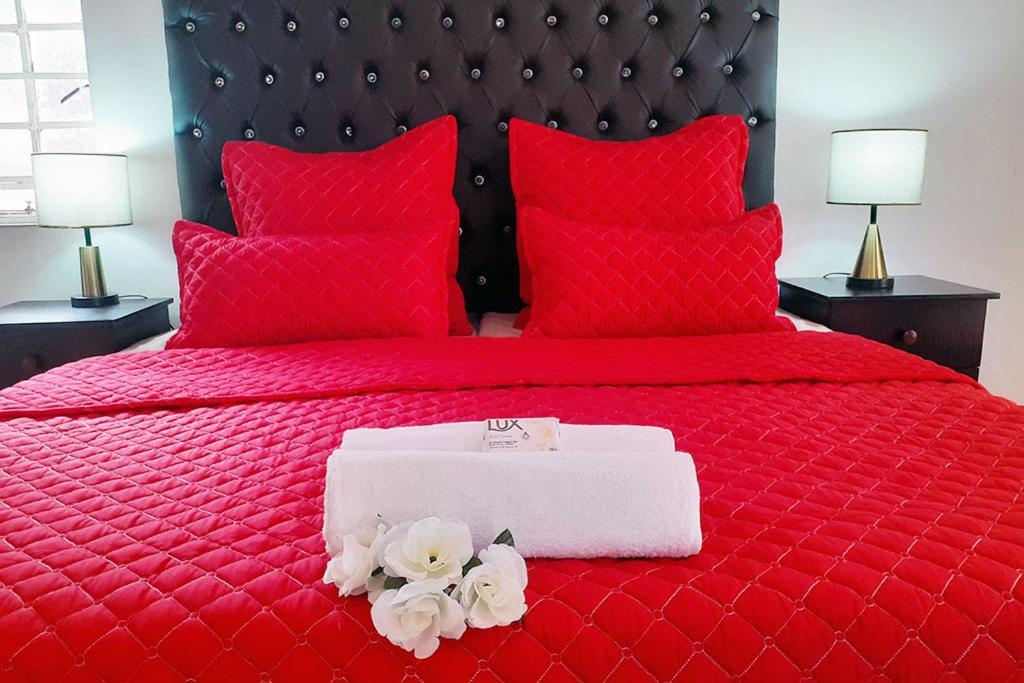Queens Palace Pretoria-Noord 客房 照片