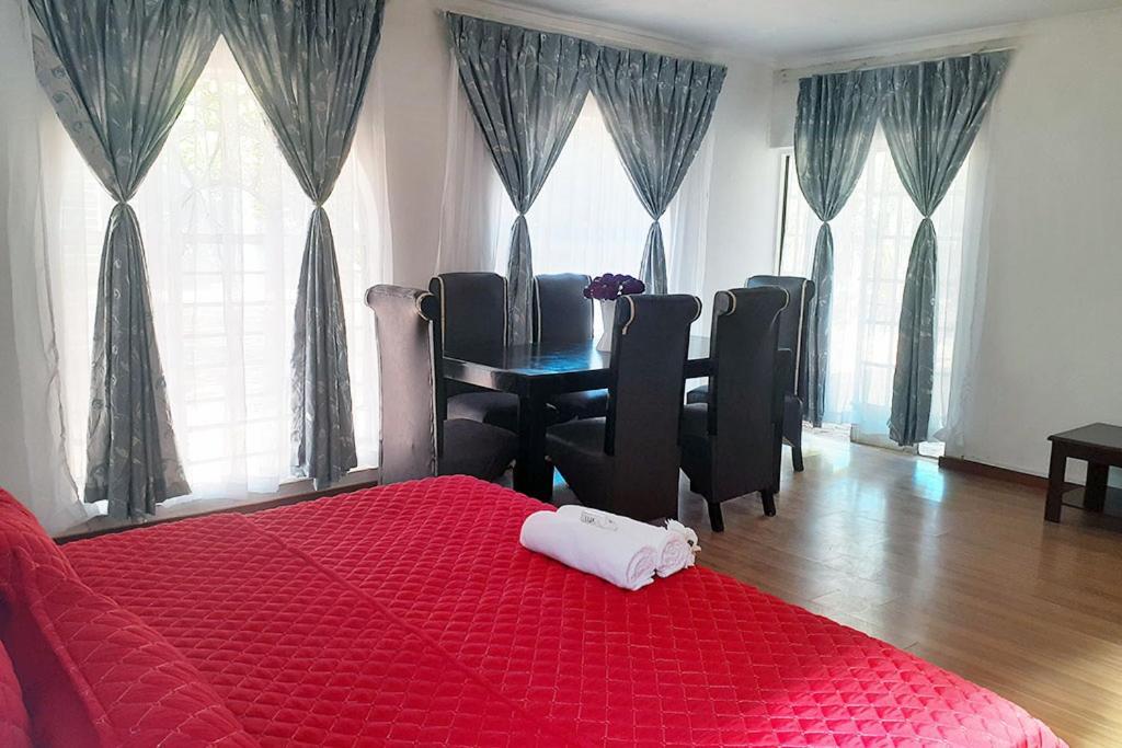 Queens Palace Pretoria-Noord 客房 照片